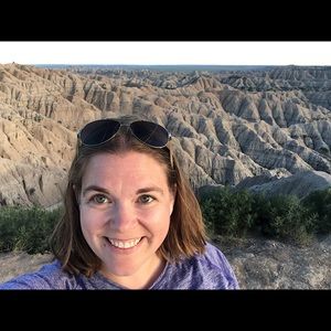 Meet your Posher, Laura